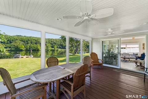 Exterior - 52 Housatonic Dr, Sandy Hook, CT 06482 photo 3 of 8