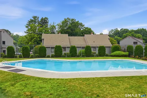 Exterior - Undisclosed, Brookfield, CT 06804 photo 7 of 8