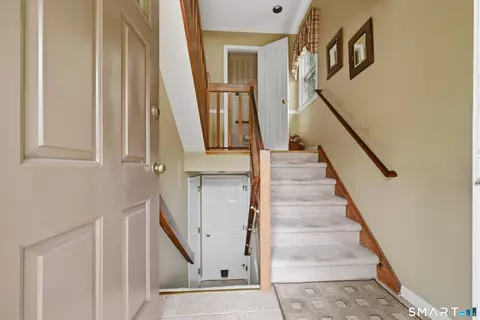 Entry Way - Undisclosed, Brookfield, CT 06804 photo 1 of 6