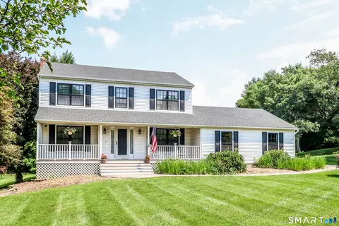 15 Country Farm Ln, New Milford, CT 06776