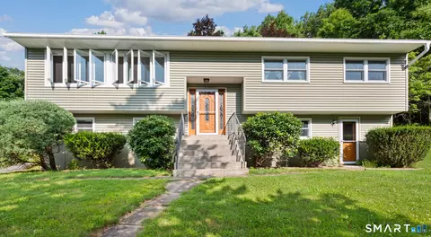 272 Peter Rd, Southbury, CT 06488