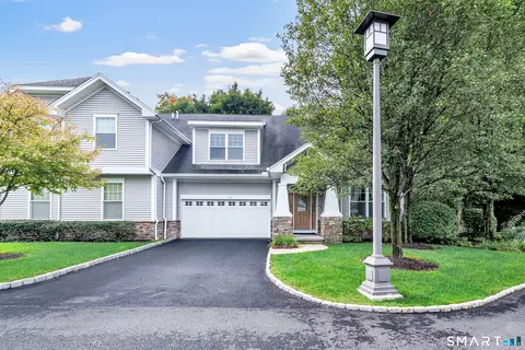 20 Penny Ln #20, Bethel, CT 06801