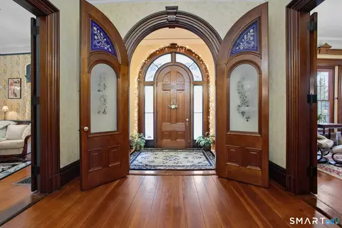 Entry Way - 40 Main St, Plainfield, CT 06374 photo 1 of 10