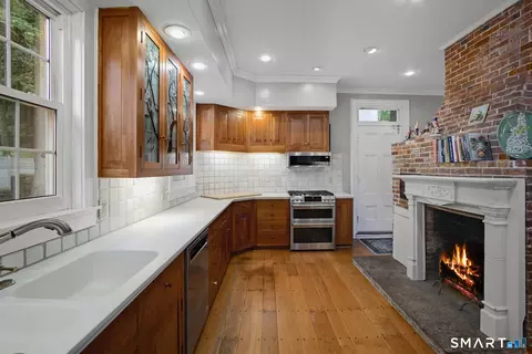 Kitchen - 40 Main St, Plainfield, CT 06374 photo 1 of 2