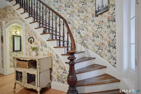 Entry Way - 40 Main St, Plainfield, CT 06374 photo 8 of 10