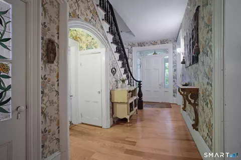 Entry Way - 40 Main St, Plainfield, CT 06374 photo 7 of 10