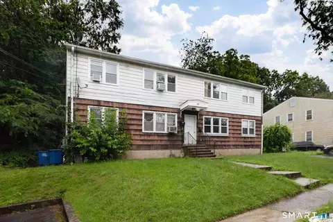 86 Oak Ridge Dr #39, New Haven, CT 06513