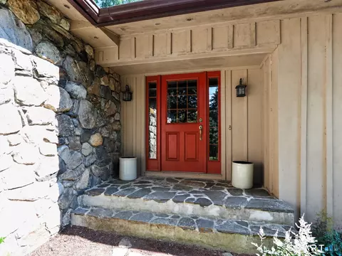 Exterior - 22 Codfish Ln, Weston, CT 06883 photo 5 of 8