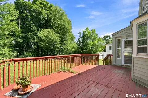 Exterior - 866 Ridge Rd, Wethersfield, CT 06109 photo 9 of 9