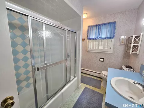 Bath - 37 Henry Rd, Killingly, CT 06239 photo 1 of 2