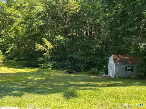 Exterior - 91 White Rd, Ellington, CT 06029 photo 4 of 9