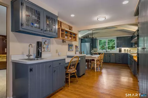 Kitchen - 25 Knob Hill Rd, Madison, CT 06443 photo 1 of 3
