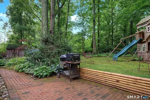Exterior - 25 Knob Hill Rd, Madison, CT 06443 photo 10 of 12