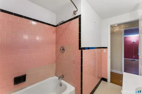 Bath - 70 Bielefield Rd, Middletown, CT 06457 photo 4 of 4