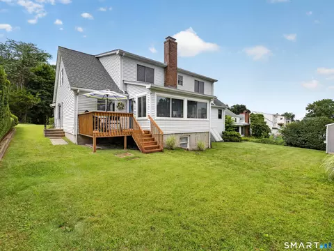 Exterior - 98 S Front St, Middletown, CT 06457 photo 6 of 8