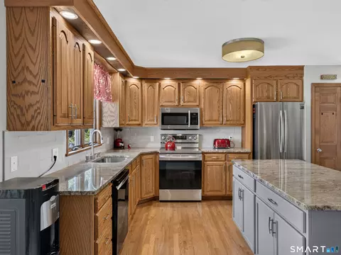 Kitchen - 98 S Front St, Middletown, CT 06457 photo 3 of 3
