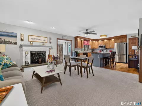 Living - 98 S Front St, Middletown, CT 06457 photo 2 of 4