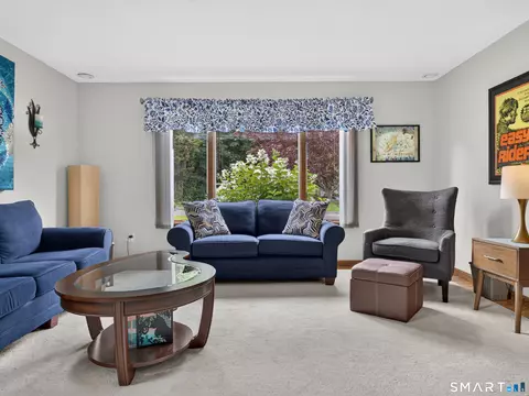 Living - 98 S Front St, Middletown, CT 06457 photo 1 of 4