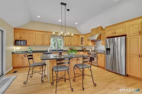 Kitchen - 34 Collier Rd, Wethersfield, CT 06109 photo 1 of 3