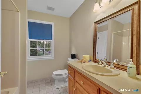 Bath - 34 Collier Rd, Wethersfield, CT 06109 photo 4 of 4