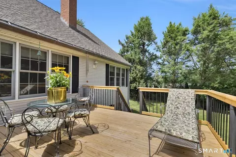 Exterior - 34 Collier Rd, Wethersfield, CT 06109 photo 5 of 7
