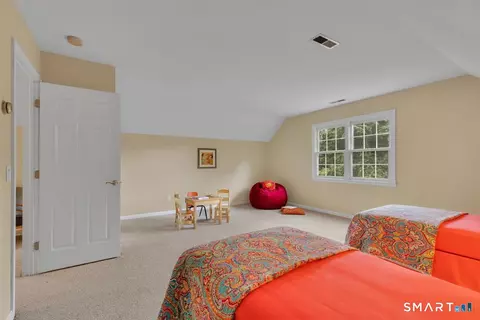 Bedroom - 34 Collier Rd, Wethersfield, CT 06109 photo 4 of 6