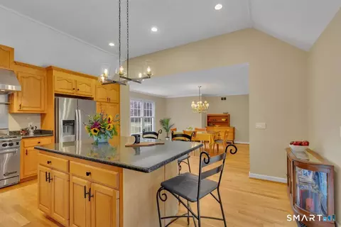 Kitchen - 34 Collier Rd, Wethersfield, CT 06109 photo 3 of 3