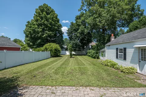 Exterior - 87 Spring St, Windsor Locks, CT 06096 photo 6 of 9