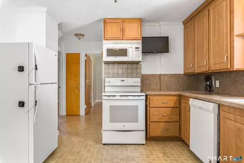 Kitchen - 87 Spring St, Windsor Locks, CT 06096 photo 3 of 3
