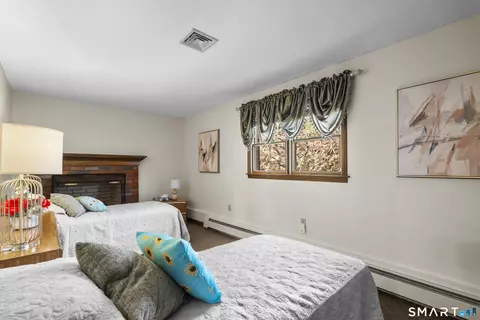 Bedroom - 11 Middleway E, Waterbury, CT 06708 photo 6 of 7