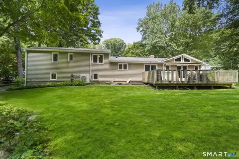 Exterior - 19 Crestwood Rd, Monroe, CT 06468 photo 6 of 7