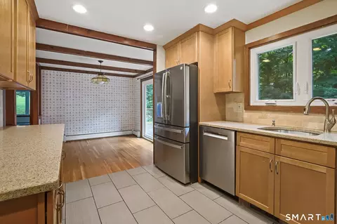 Kitchen - 19 Crestwood Rd, Monroe, CT 06468 photo 4 of 4