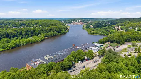 68 Thermos Ave #223B, Norwich, CT 06360