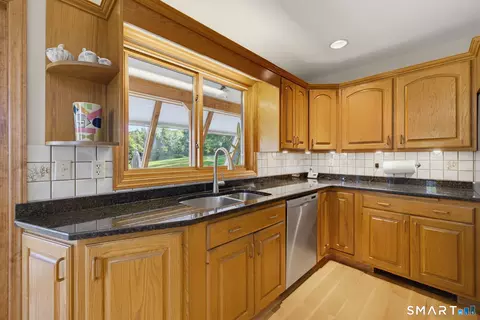 Kitchen - 35 Nettleton Hollow Rd, Bethlehem, CT 06751 photo 1 of 2