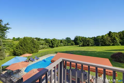 Exterior - 35 Nettleton Hollow Rd, Bethlehem, CT 06751 photo 5 of 8