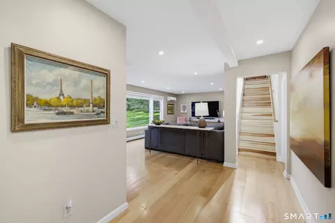 Entry Way - 35 Nettleton Hollow Rd, Bethlehem, CT 06751 photo 4 of 4
