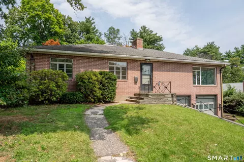144 Haynes Rd, West Hartford, CT 06117