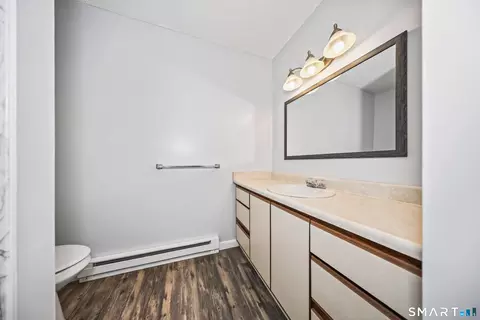 Bath - 268 Divinity St #12, Bristol, CT 06010 photo 3 of 3