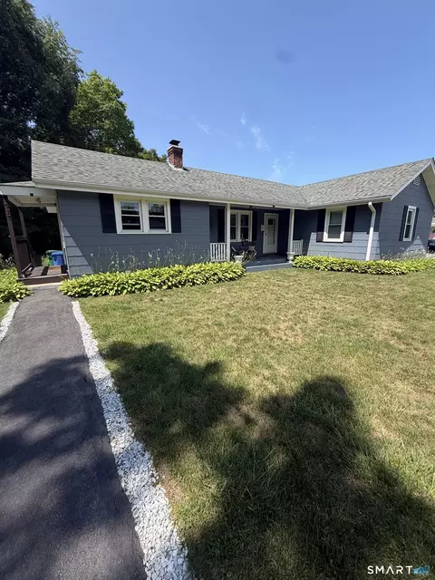 Exterior - 517 Davis Rd, Killingly, CT 06239 photo 2 of 5
