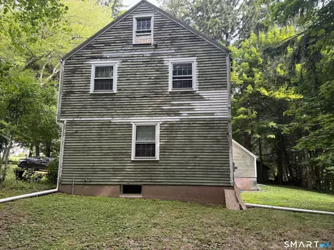 Exterior - 2 Ballfall Rd, Rockfall, CT 06481 photo 3 of 5