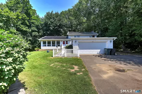 1196 New Haven Ave, Milford, CT 06460