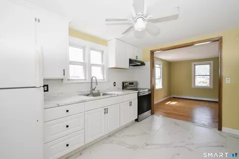 Entry Way - Undisclosed, Torrington, CT 06790 photo 3 of 3