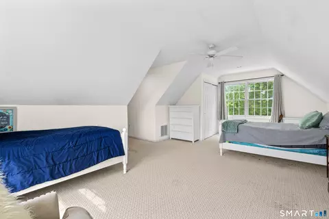 Bedroom - 10 Harbourside Dr, Suffield, CT 06078 photo 6 of 6