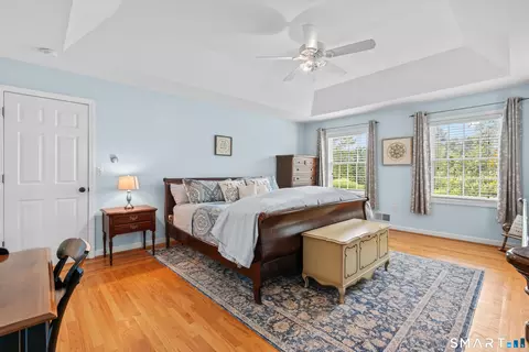 Bedroom - 10 Harbourside Dr, Suffield, CT 06078 photo 2 of 6