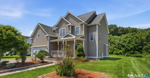 9 Rachel Dr, Rocky Hill, CT 06067