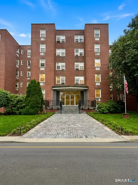 39 Glenbrook Rd #1H, Stamford, CT 06902