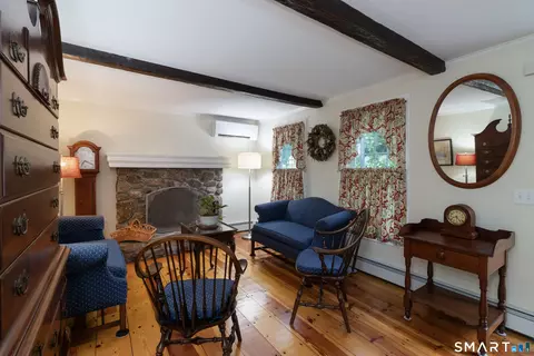 Living - 3 Clover Rd, Clinton, CT 06413 photo 3 of 3