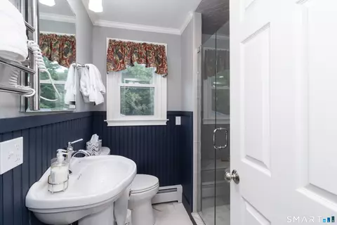 Bath - 3 Clover Rd, Clinton, CT 06413 photo 3 of 3