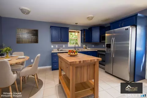 10 Russell Ave, Brooklyn, CT 06234