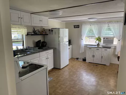 Kitchen - 57 James Dr, Windham, CT 06256 photo 1 of 4